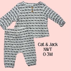 XOXO Baby 2 Pc 0-3M NWT